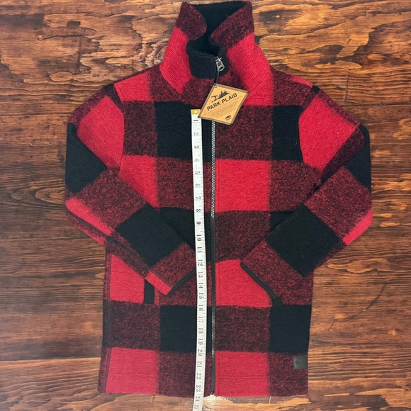 Roots Kids Wool Blend Full Zip Red & Black Buffalo Plaid Jacket - Size L - NWT - Picture 2 of 9